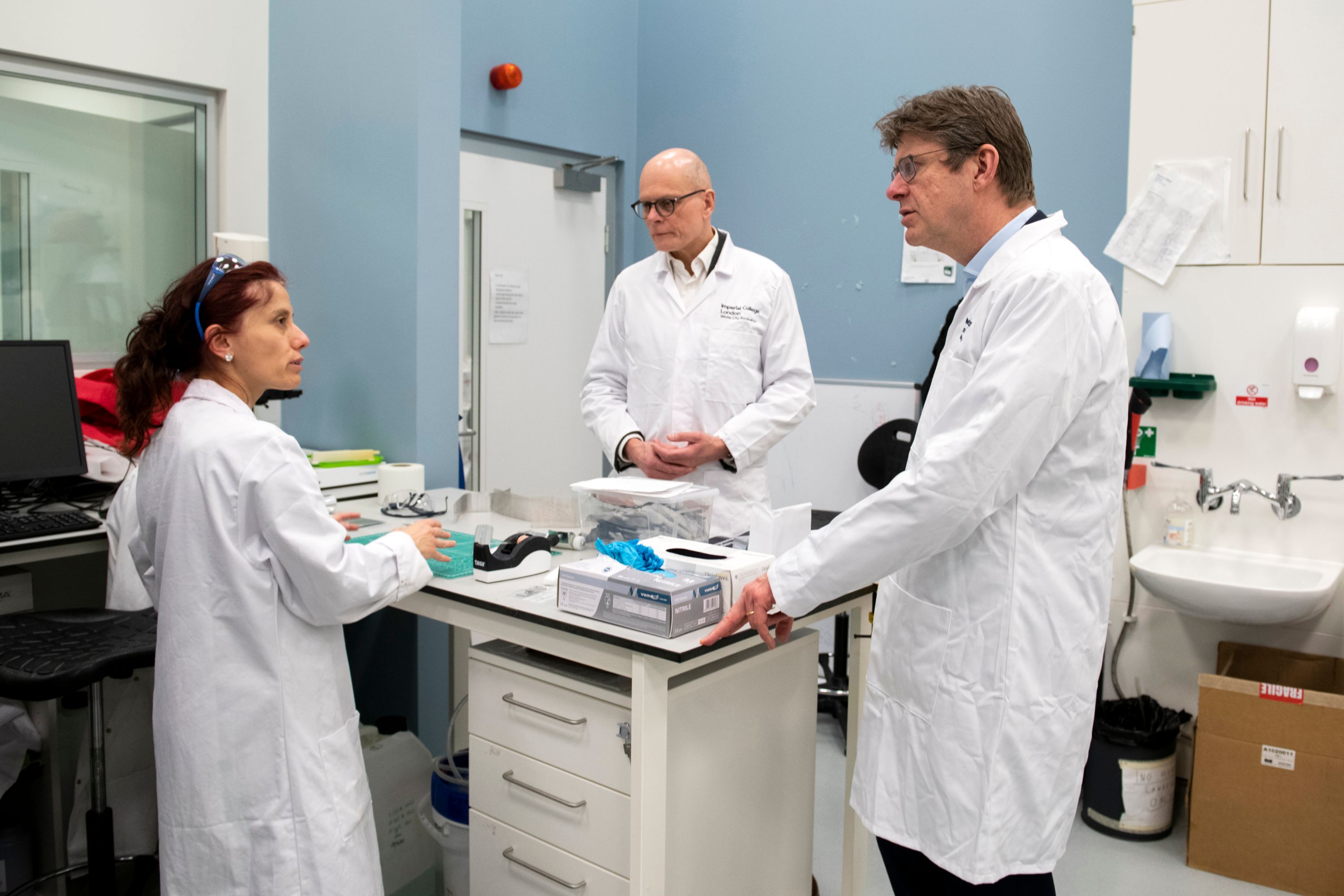 Provost - Professor Ian Walmsley in the laboratory