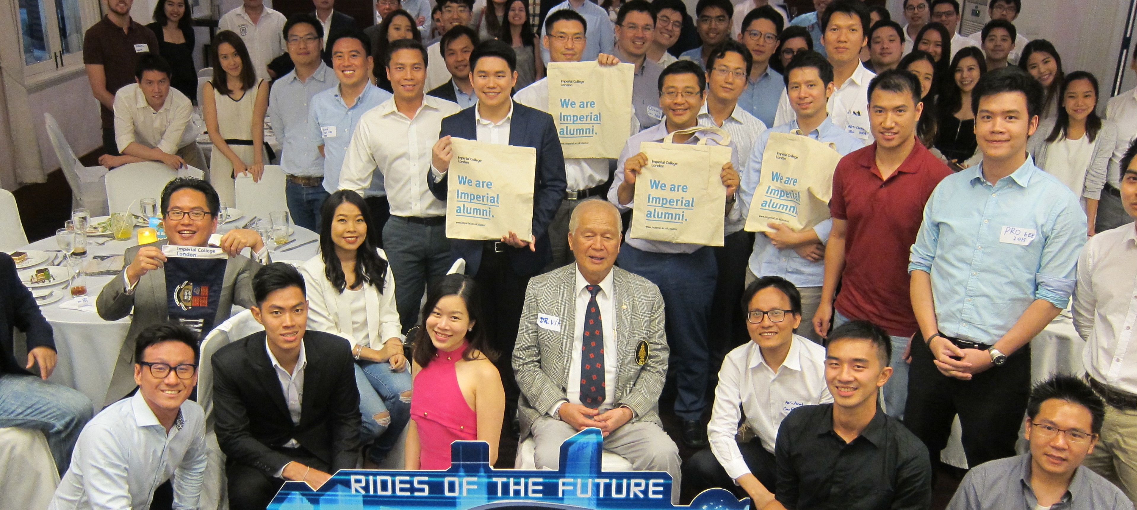 alumni in Thailand welcomed three alumni speakers working in the electric car industry to share the latest insights with the group over dinner