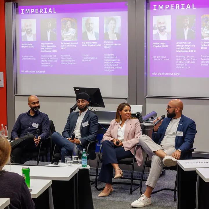 Alumni Insights panel on AI