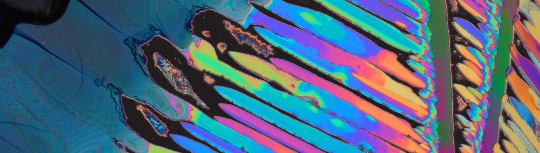 Microscope images of chiral layers of carbon based polymers