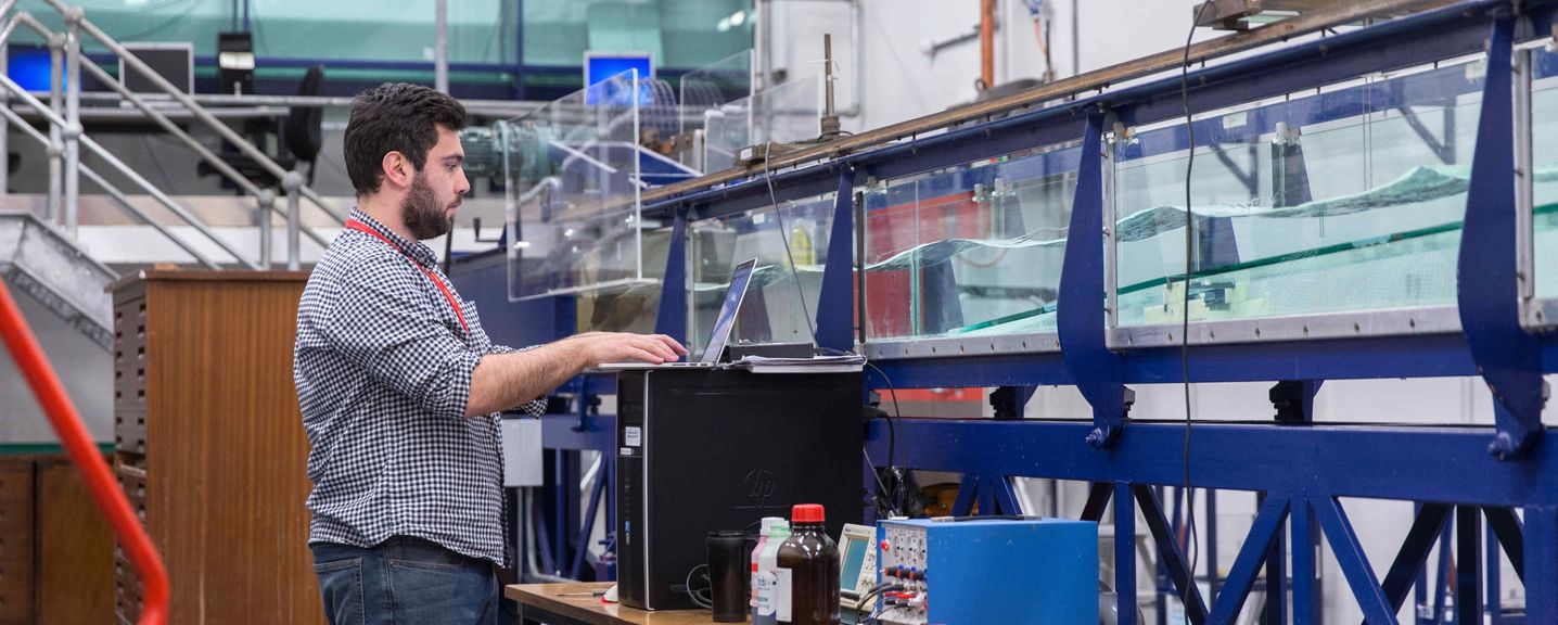 Preparing a wave mechanics demonstration for M.Sc. students in the Hydrodynamics Teaching Laboratory.