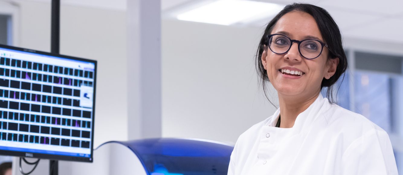 Dr Shivani Misra in a lab setting