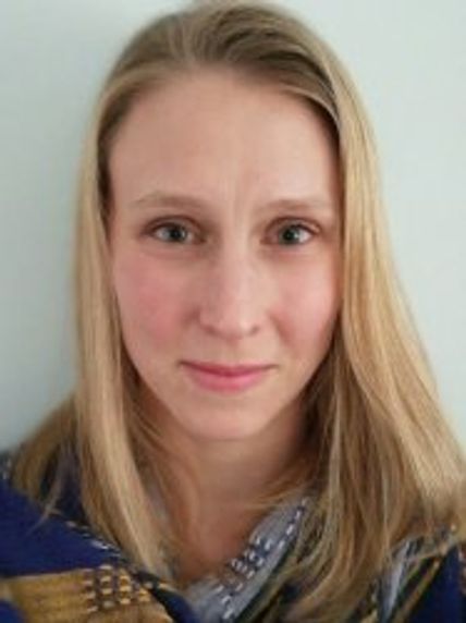 Dr Lauren Cator