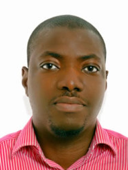 Dr Fadil Bidmos
