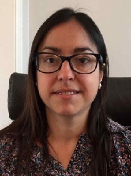 Dr Alejandra Tomas