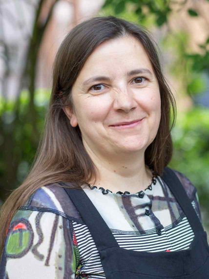 Dr Veronique Azuara