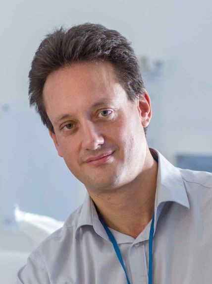 Dr Paul Bentley