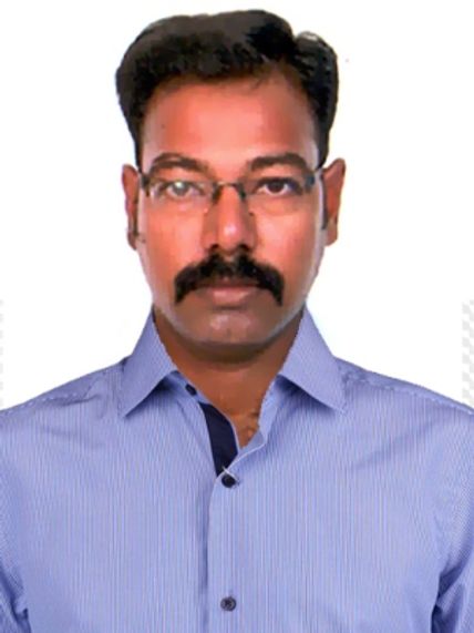 Portrait of Dr Raj Prathivi