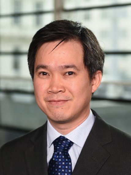 Photo of Professor Jerry Heng