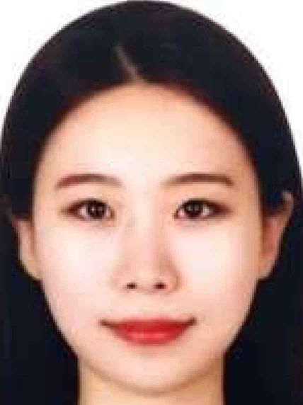 Eun Kyung Shin 