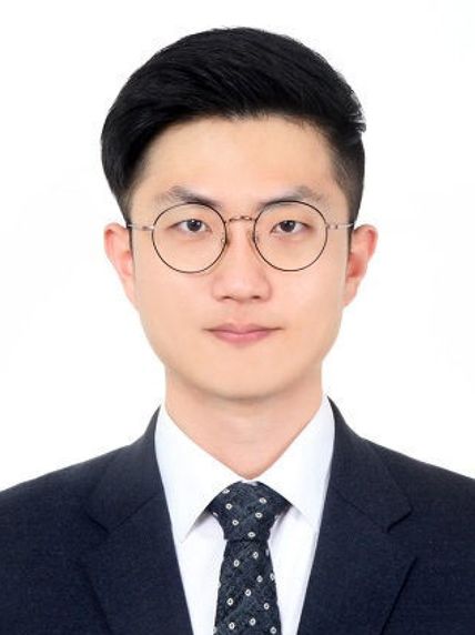 Dr Hyun Taek Lee
