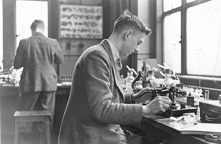 Photograph of Students on the Botany Cytology Course 1932