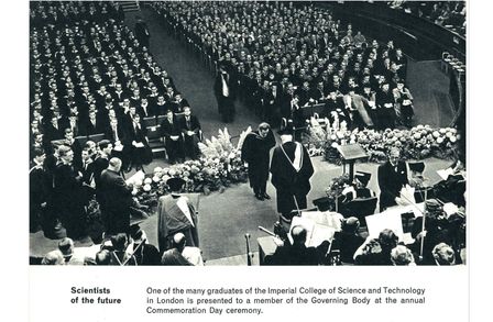 A photograph of Scientists of the Future on Commemoration Day