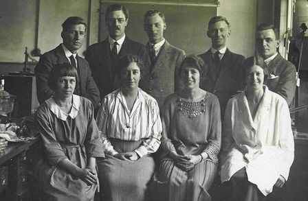 Photograph of Postgrad Pathology Students 1922