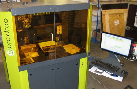 Photo of the 3 D printer at the ceradrop headquarters in limoges in france