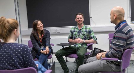 Dr Filippos Filippidis teaching postgraduate students at Imperial College London