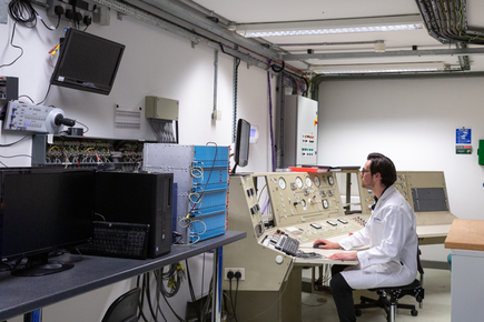 Wind tunnel laboratory