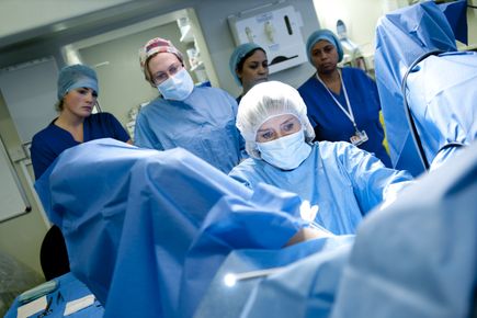 A picture of an operation in an operating theatre