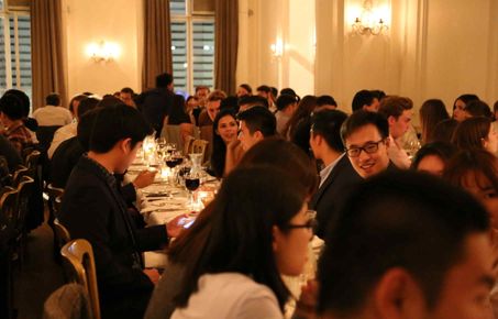 Students at a welcome dinner