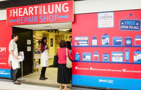Exterior of heart and lung shop