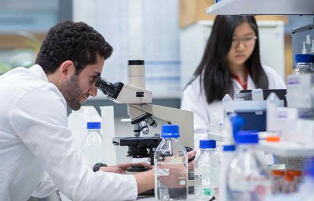 Two people in lab