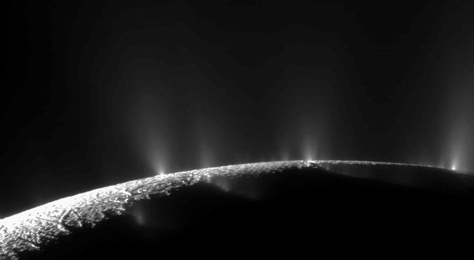 Image showing the plumes of Enceladus