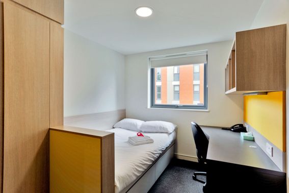 Woodward buildings single ensuite room