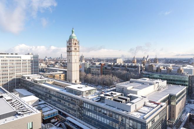 Aerial shot of snow day at South Kensington