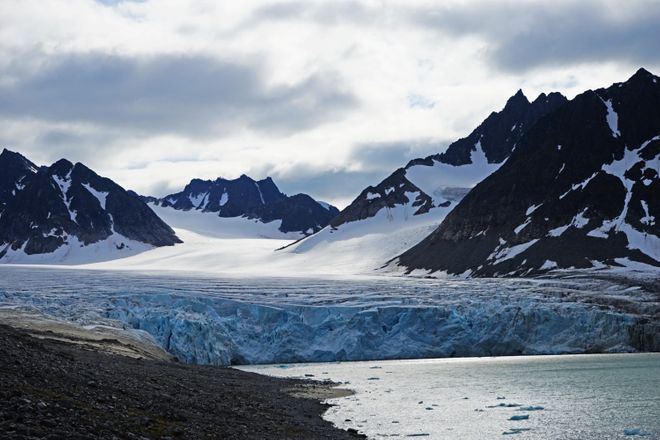 An image of a glacier at Trinityhamna, Svalbard