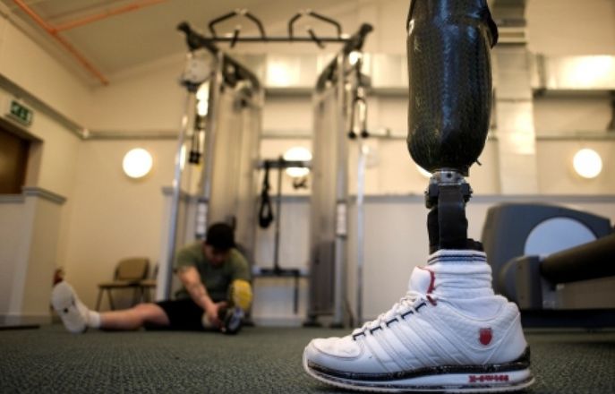 Prosthetic leg in trainer