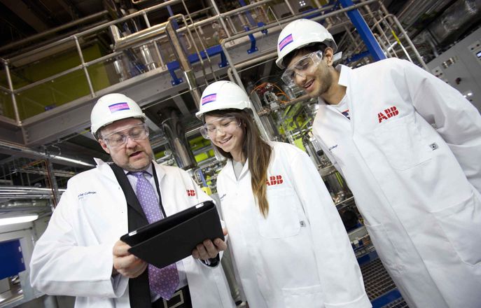 Students operate the carbon capture plant with supervisor