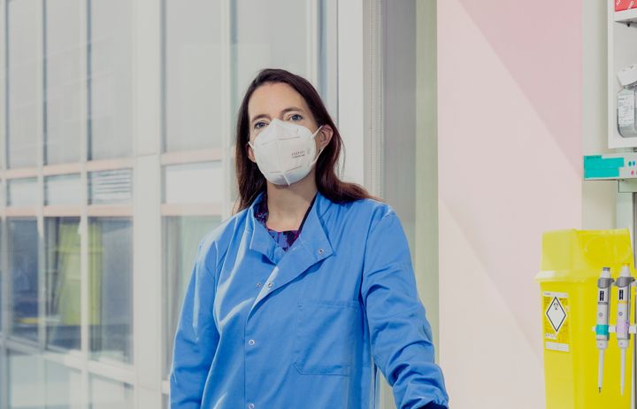 Professor Molly Stevens in her lab