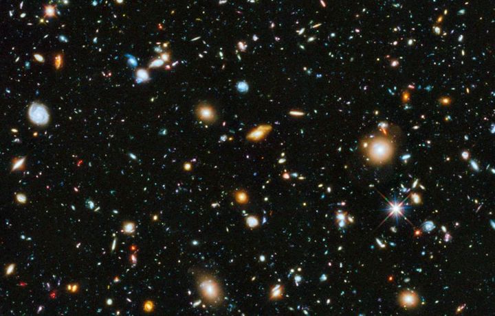 Array of galaxies image from deep sky survey