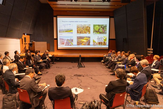 Attendees at the Hitachi, Imperial, University of Tokyo event