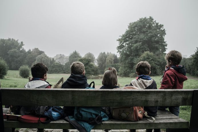 children on park bench piron-guillaume-unsplash