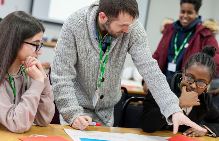 Students in Year 10 science summer school