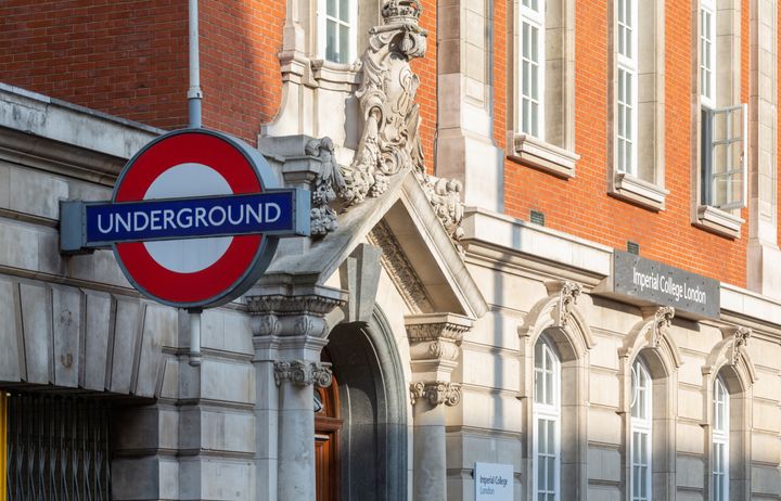 South Kensigton tube station entrance 