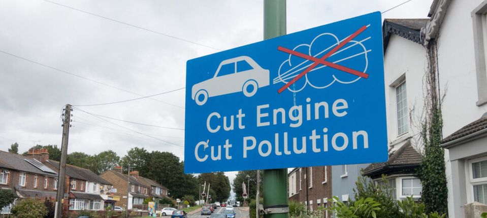 cut engine, cut pollution road sign