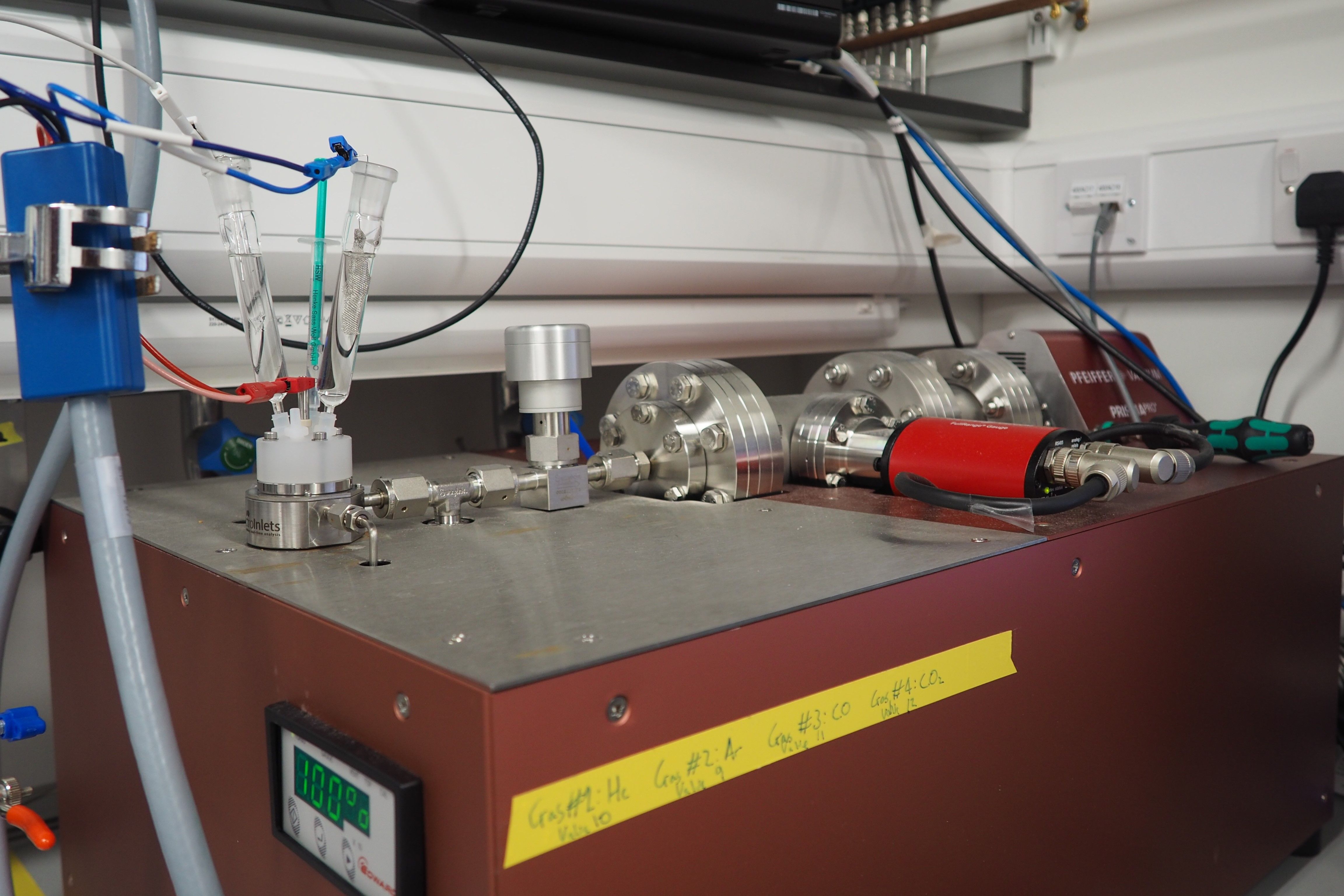 Electrochemistry Mass spectrometry (aqueous) setup