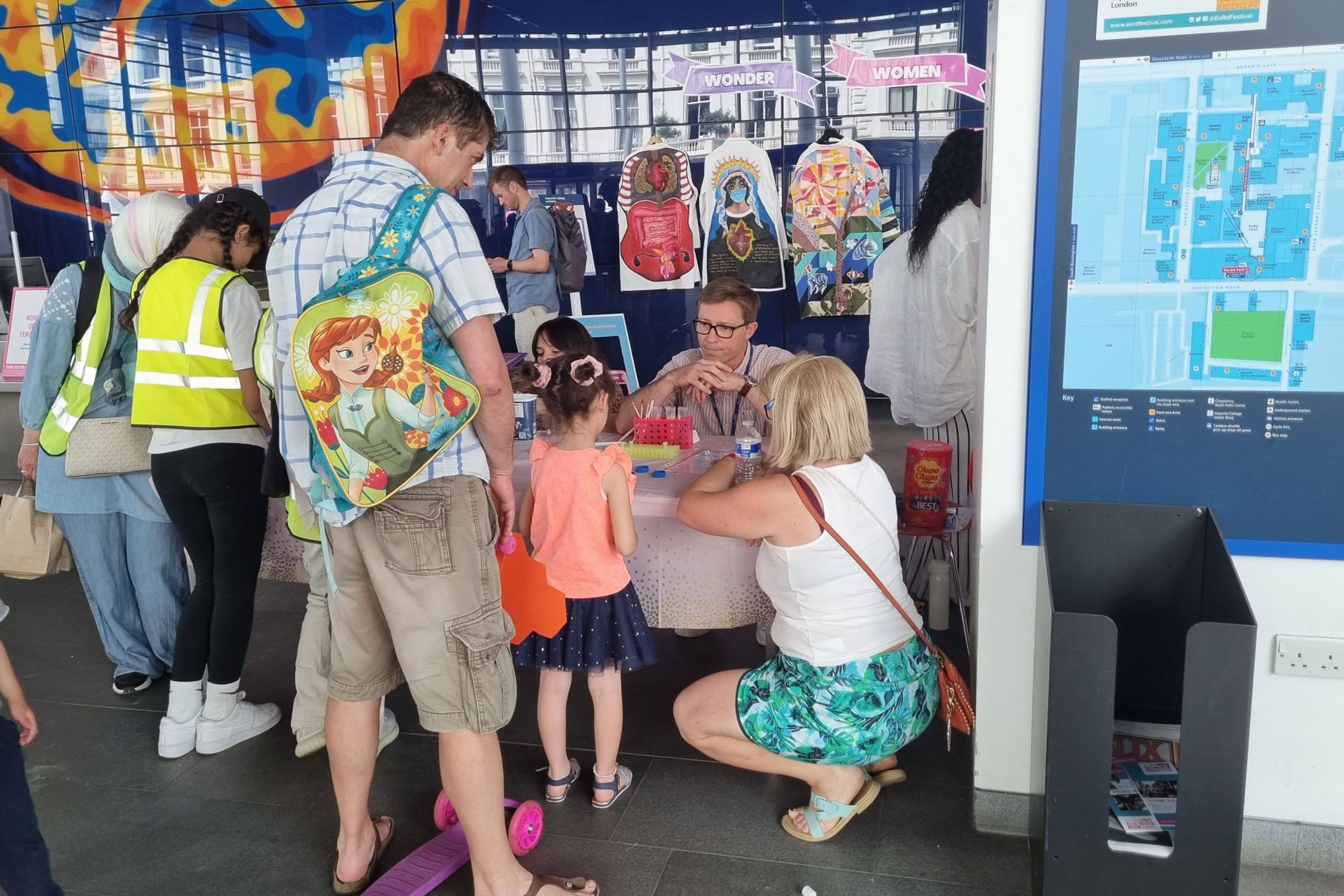 A picture of Professor David Macintyre teaching children how to make their own microbiome at the Great Exhibition Road Festival 2023