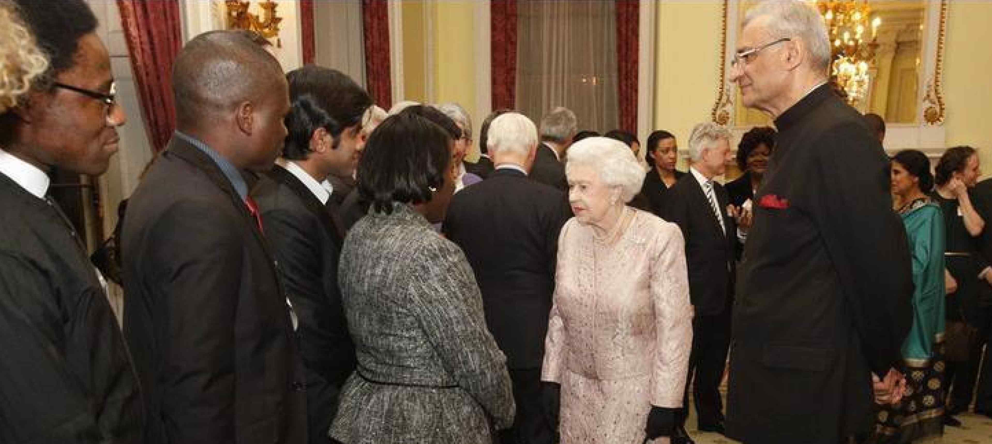 Commonwealth team meeting Her Majesty the Queen