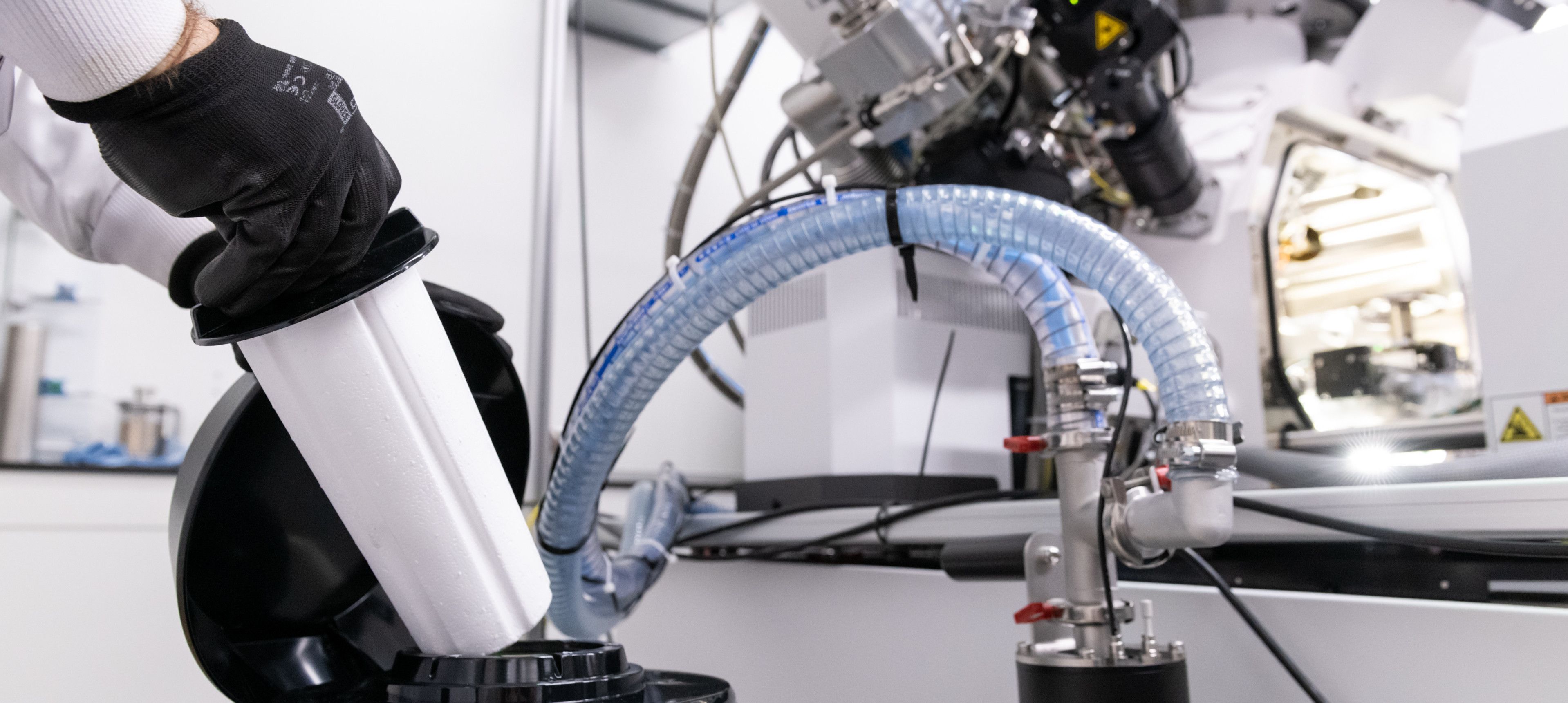 Centre for Cryo Microscopy of Materials