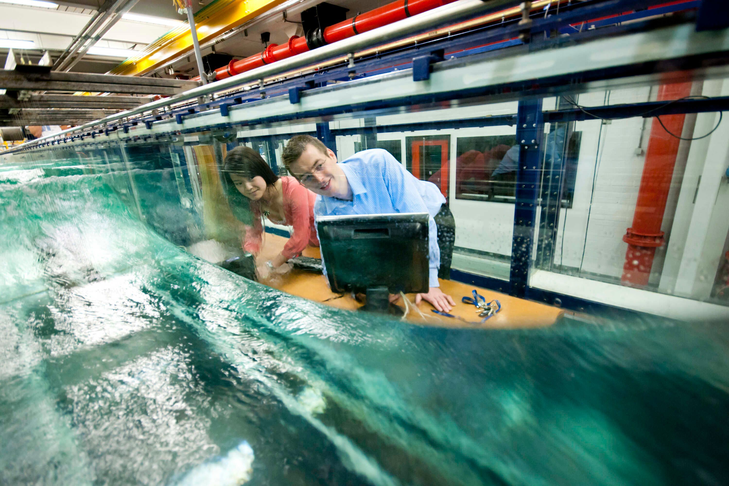Researcher working in the fluid mechanics section at Imperial.