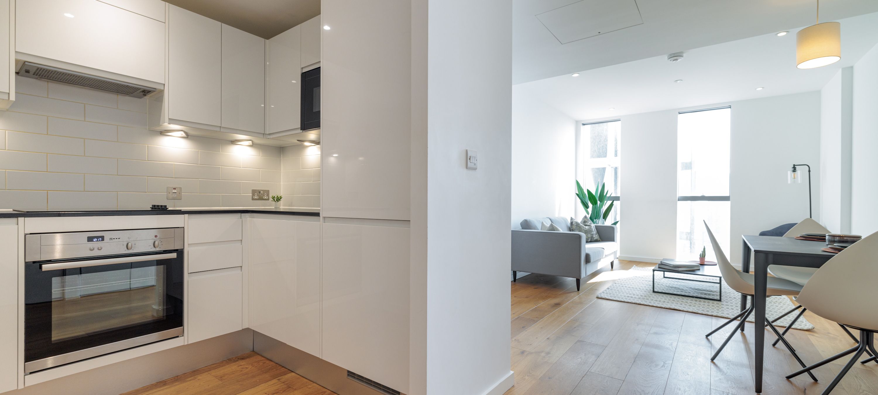 88WL 1 Bed Kitchen Living