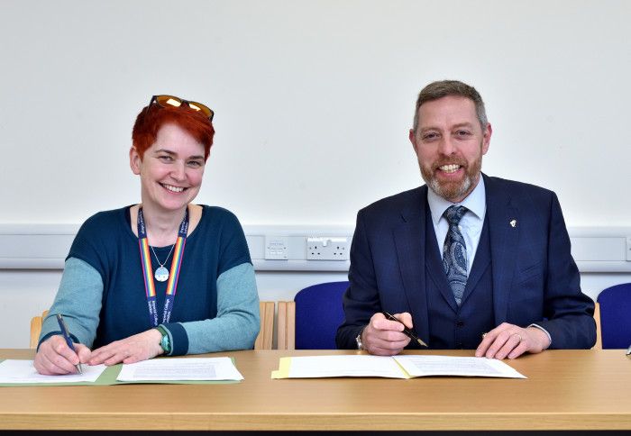 Professor Ryan co-signing the RAF-Imperial College London MoU with Air Commodore Jez Holmes