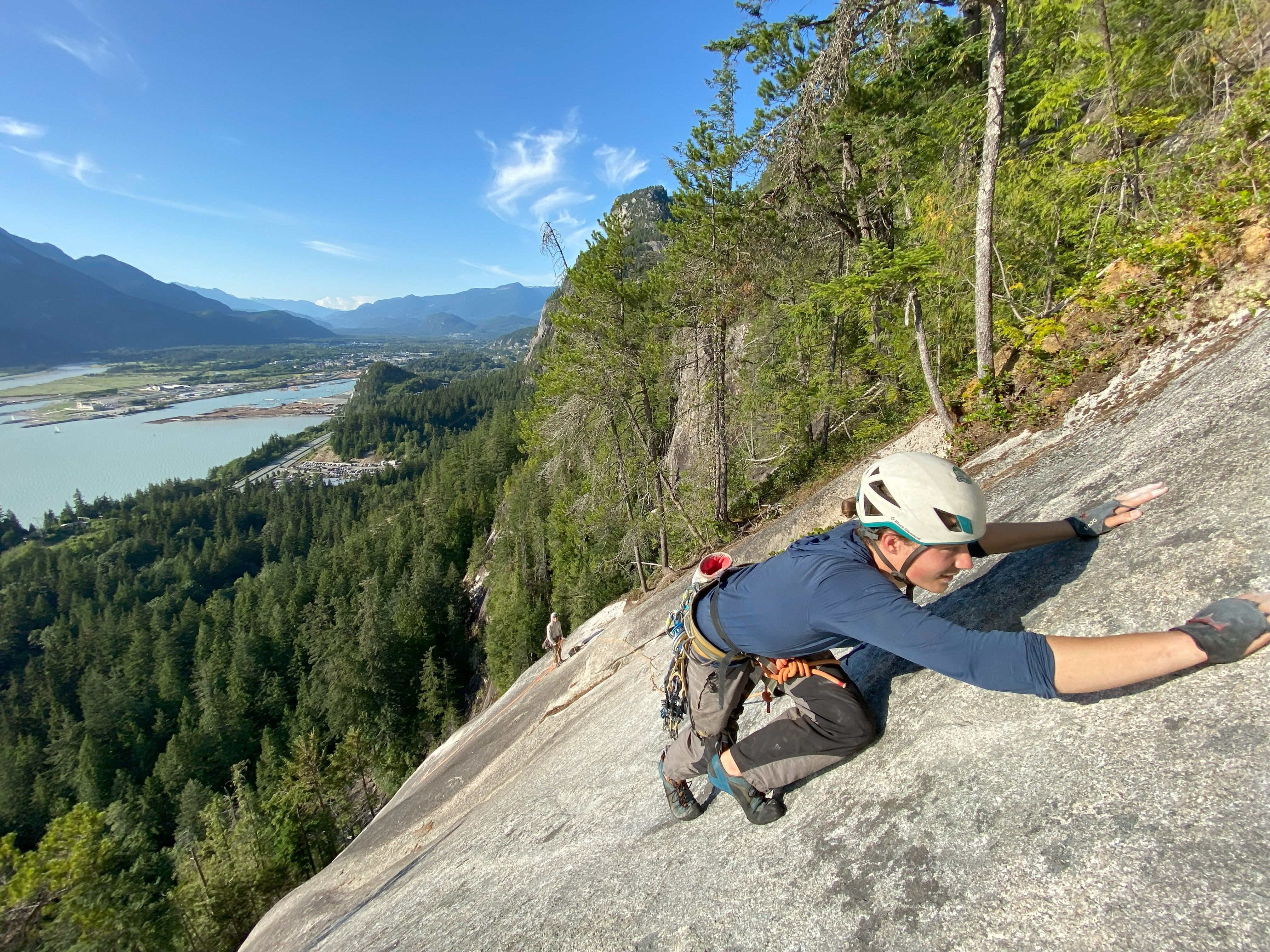 Students climbing in Squamish (Canada)